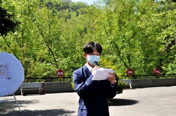 信息工程系“緬懷革命先烈、傳承紅色基因、爭做報國青年”黨史學(xué)習教育團日活動