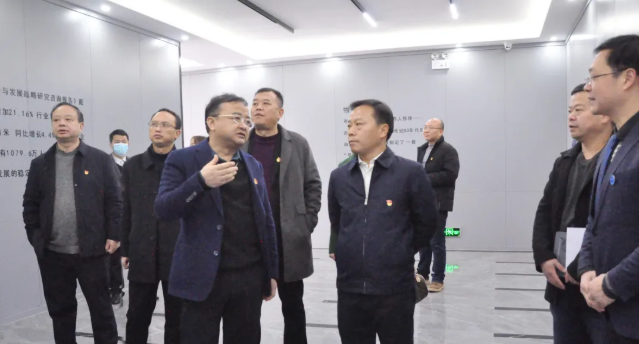 畢節(jié)市委常委、市委統(tǒng)戰(zhàn)部部長陳宗俊赴畢節(jié)工業(yè)職業(yè)技術學院調(diào)研